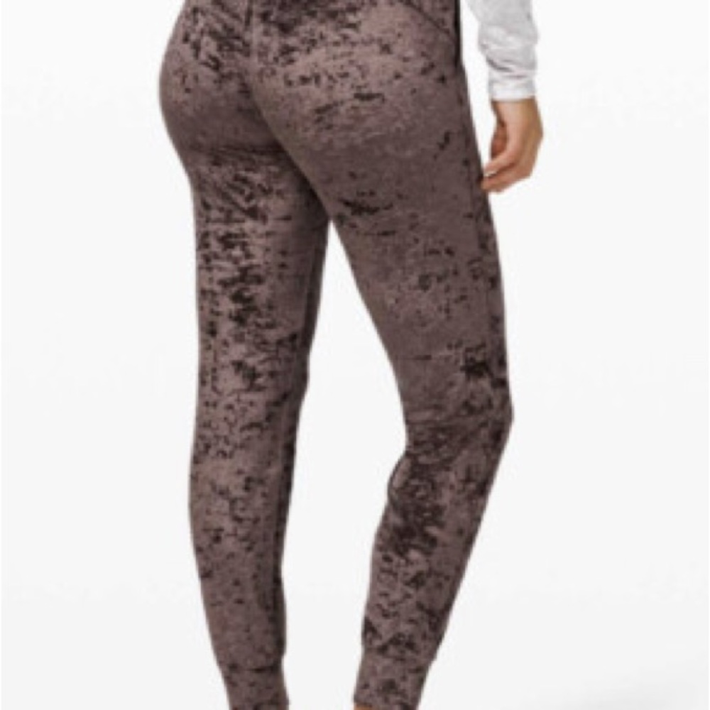 Lululemon Ready to Crush Jogger